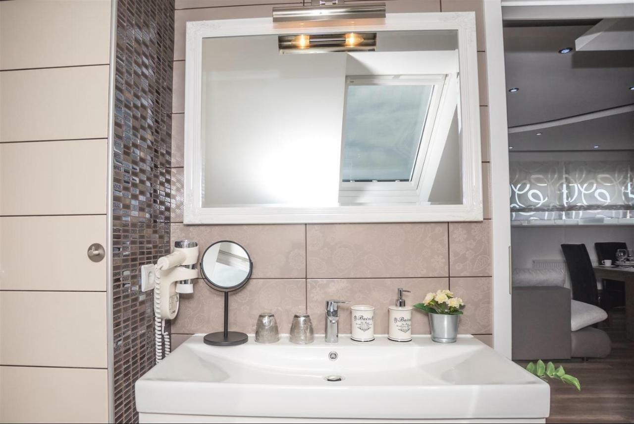 Apartman Hubertus 5* Vagovina Exterior foto